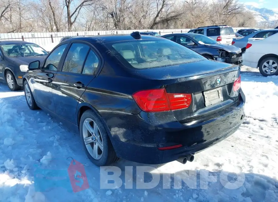WBA3A5G58FNS83295 Photo# 3