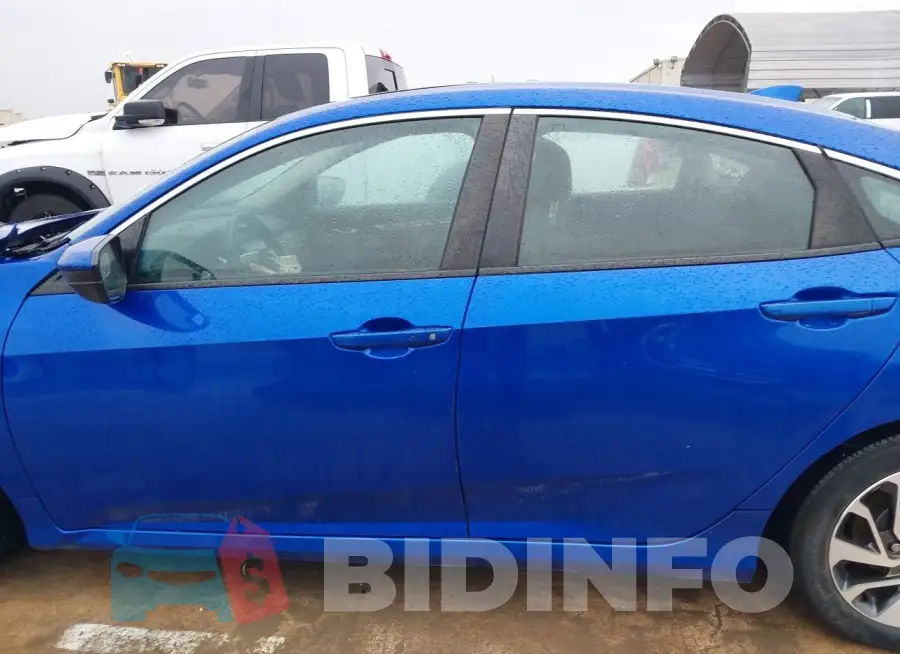 19XFC2F72HE027284 Photo# 14