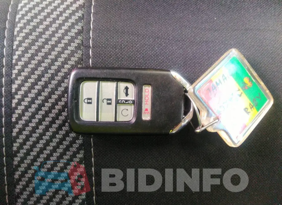 2HGFC1F32GH647838 Photo# 11