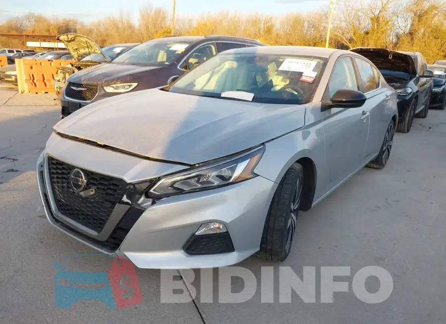 1N4BL4CV5NN391032 Photo# 2