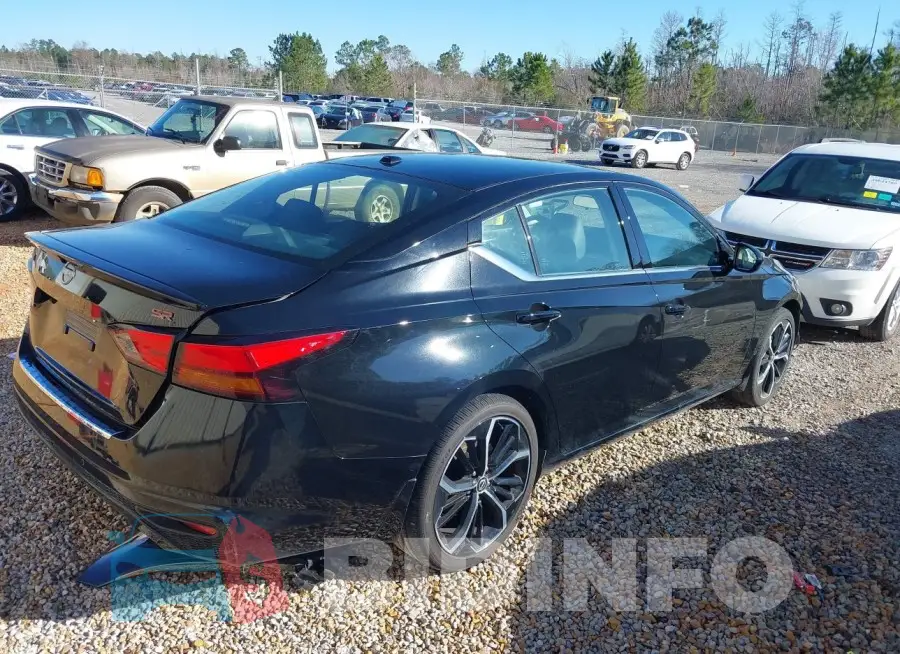 1N4BL4CV6PN312342 Photo# 4