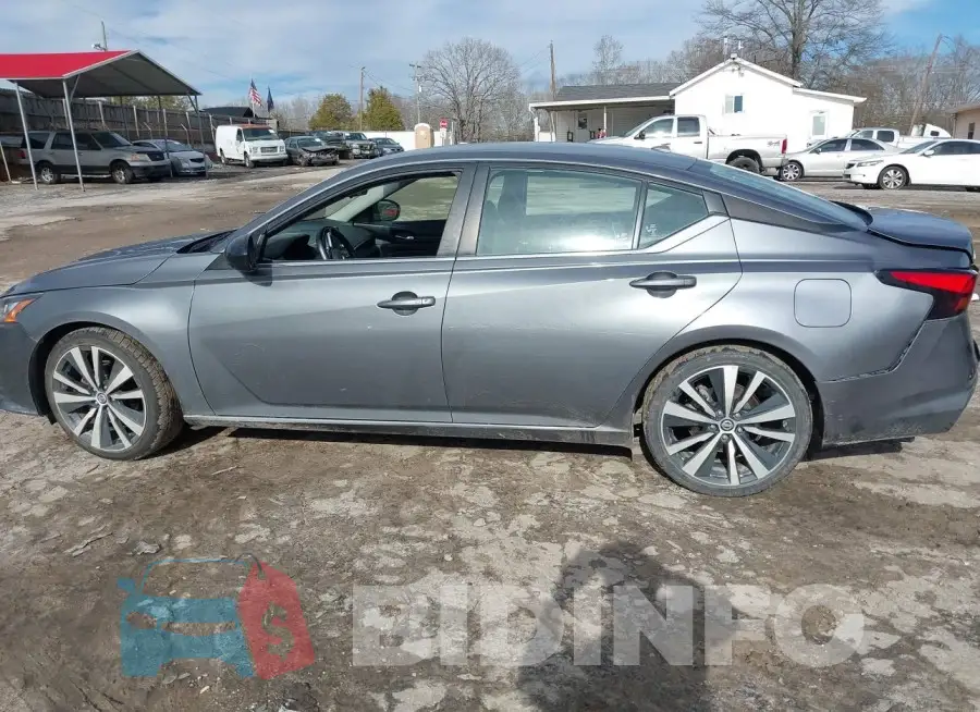 1N4BL4CV9KC139517 Photo# 14