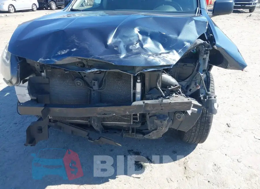 JN8AS5MT2FW657876 Photo# 6