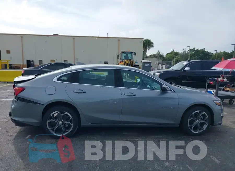 1G1ZD5ST2RF132437 Photo# 12