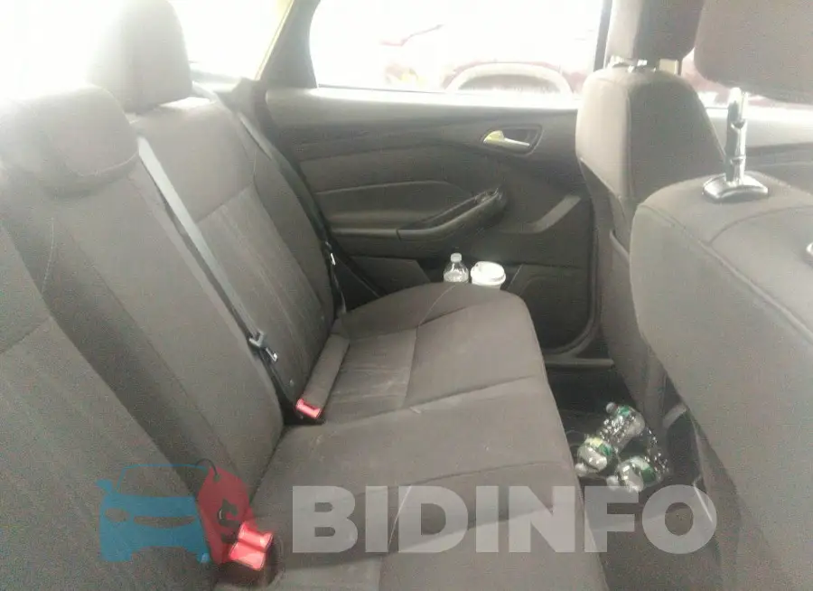 1FADP3F24HL212309 Photo# 8