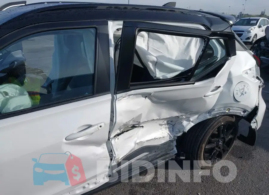 3N1CP5DVXNL520148 Photo# 6