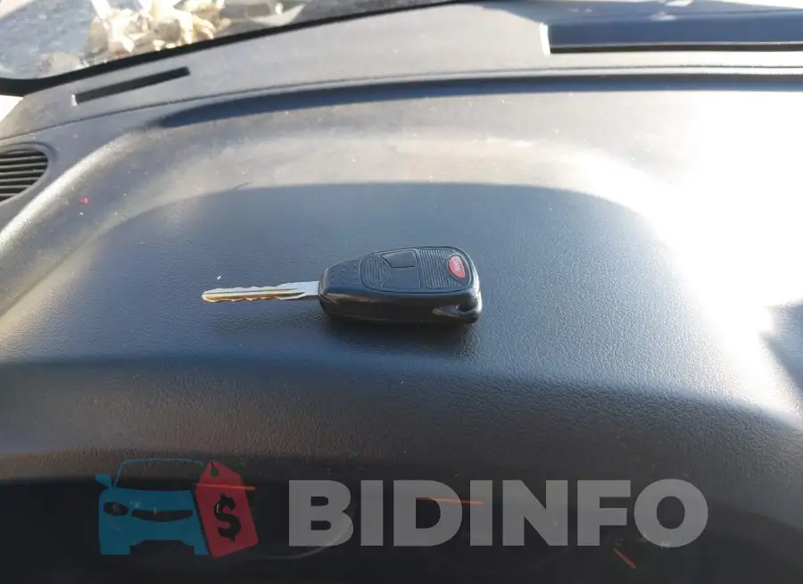 1C4NJPBB3FD129877 Photo# 11