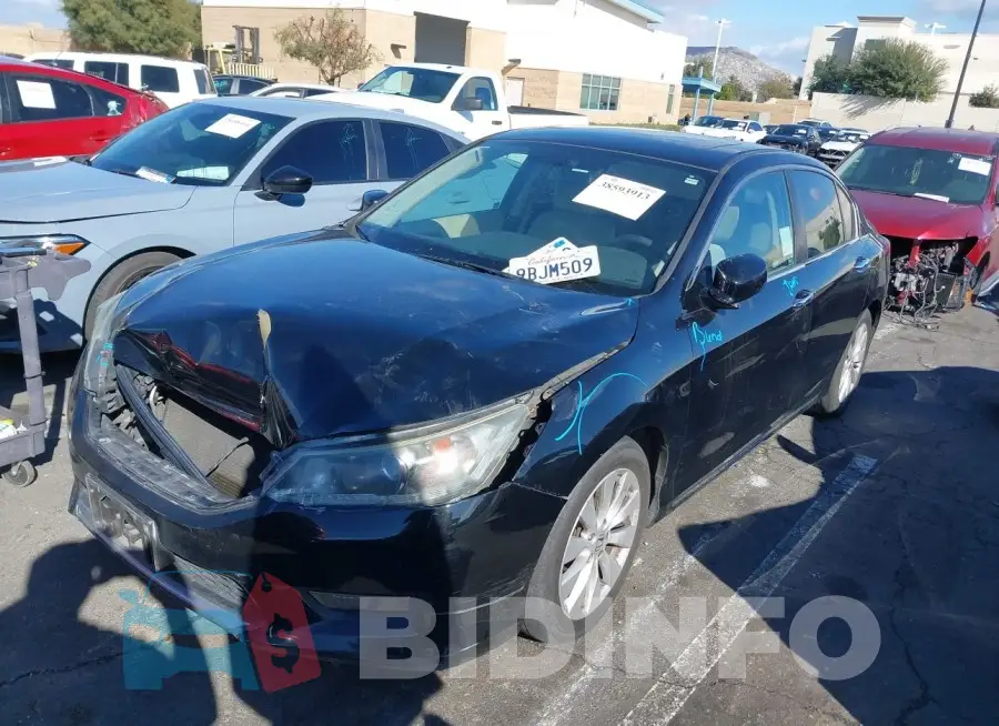 1HGCR2F7XFA158188 Photo# 14