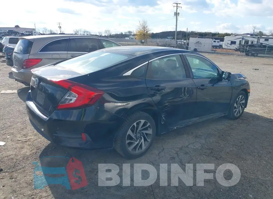 2HGFC2F73GH577808 Photo# 4