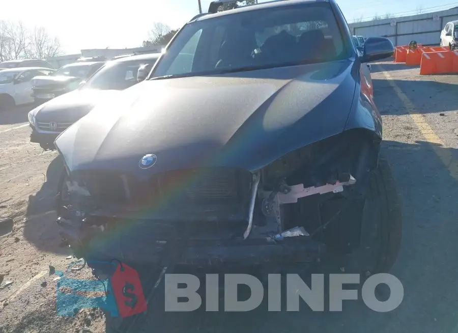 5UXKR6C55E0J71664 Photo# 12
