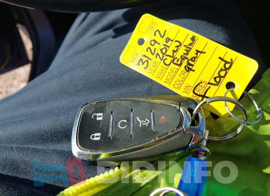 3GNAXUEV0KL267521 Photo# 11