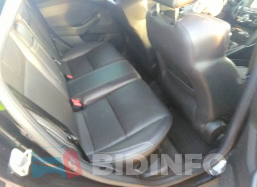 1FADP3L94EL281448 Photo# 8