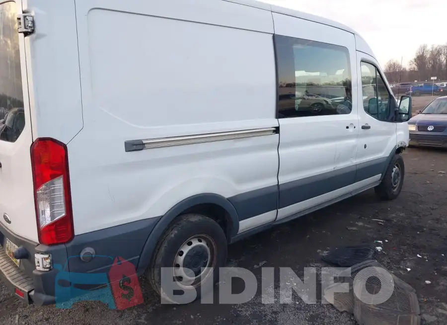 1FTNE2CM6FKA08151 Photo# 4