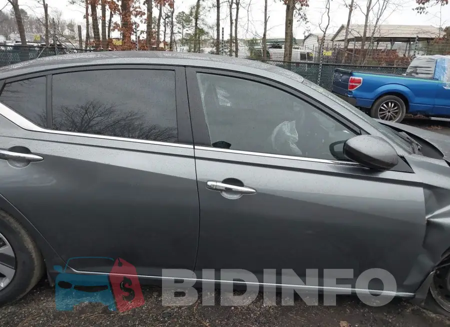 1N4BL4BV2PN361412 Photo# 13