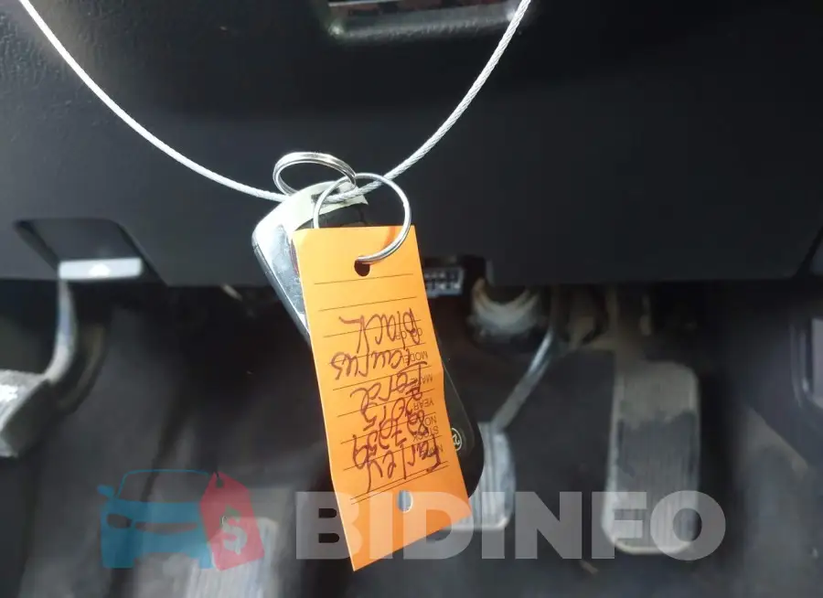 1FAHP2E87FG151044 Photo# 11