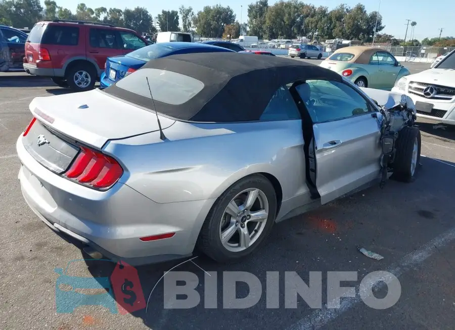 1FATP8UH1K5158804 Photo# 4