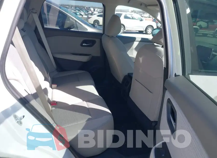5N1BT3BA5PC677170 Photo# 8