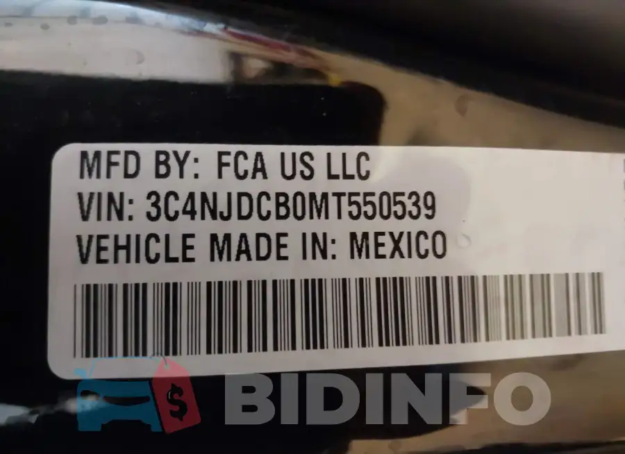 3C4NJDCB0MT550539 Photo# 9