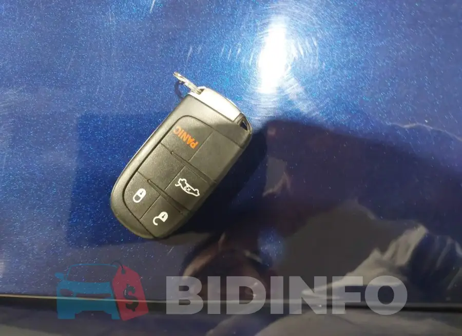 2C3CDXAT1FH845077 Photo# 11