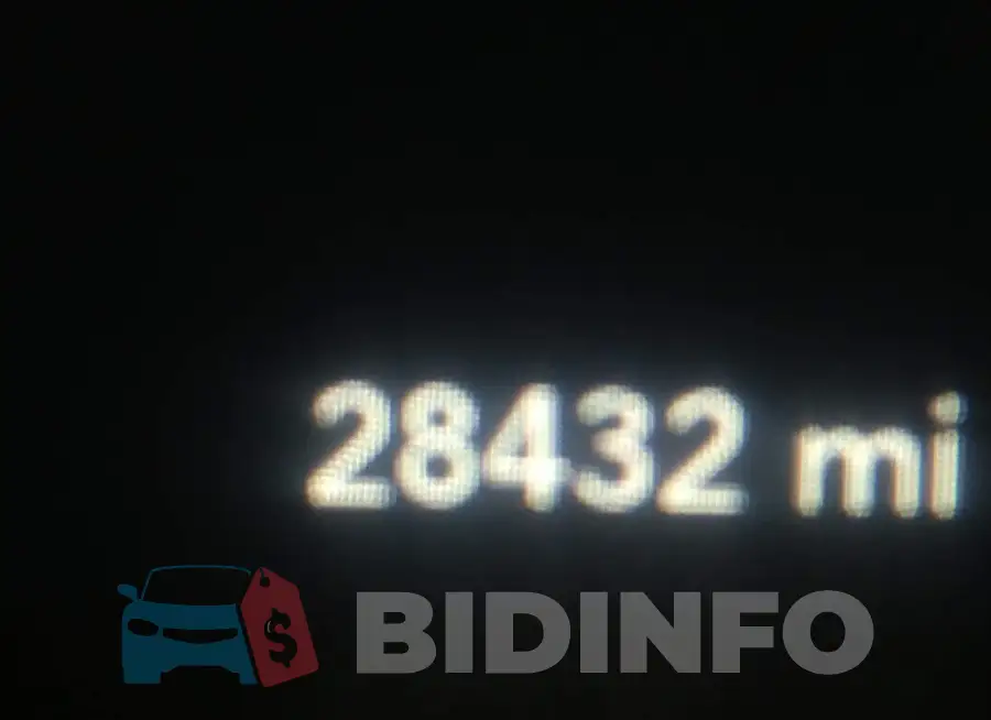 2C3CDXCT6KH742793 Photo# 15