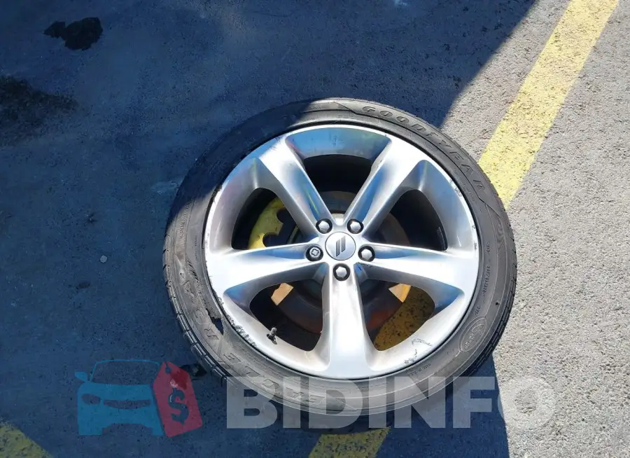 2C3CDZBT6FH851063 Photo# 12