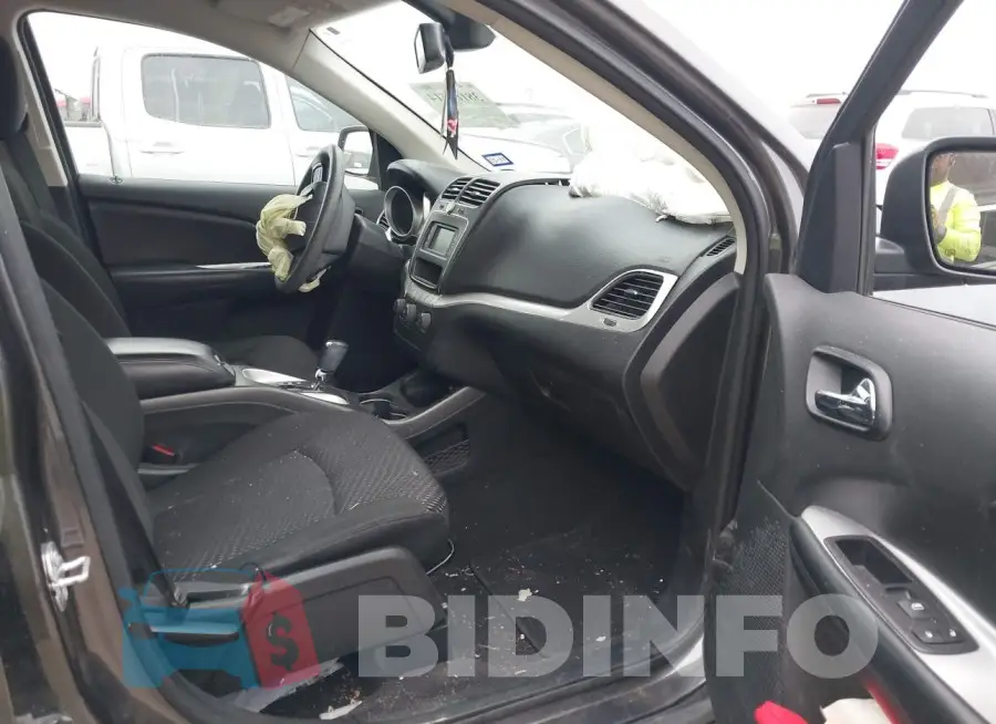 3C4PDCAB7KT870094 Photo# 5