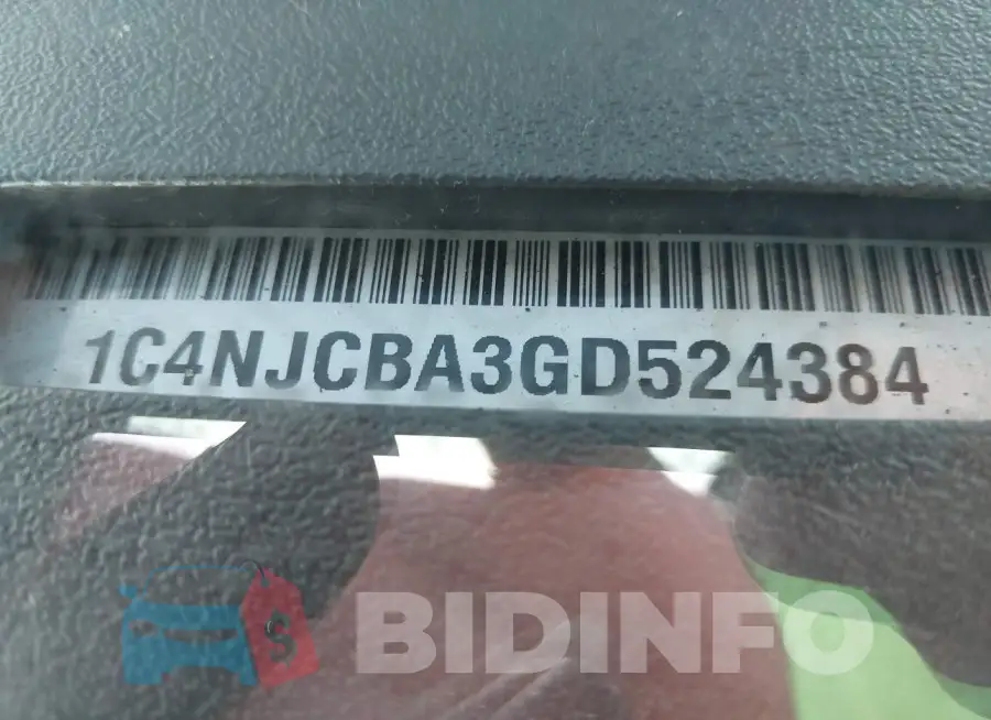 1C4NJCBA3GD524384 Photo# 9