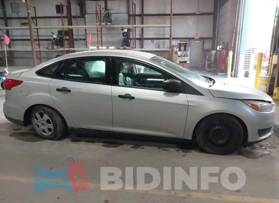 1FADP3E25FL293335 Photo# 13
