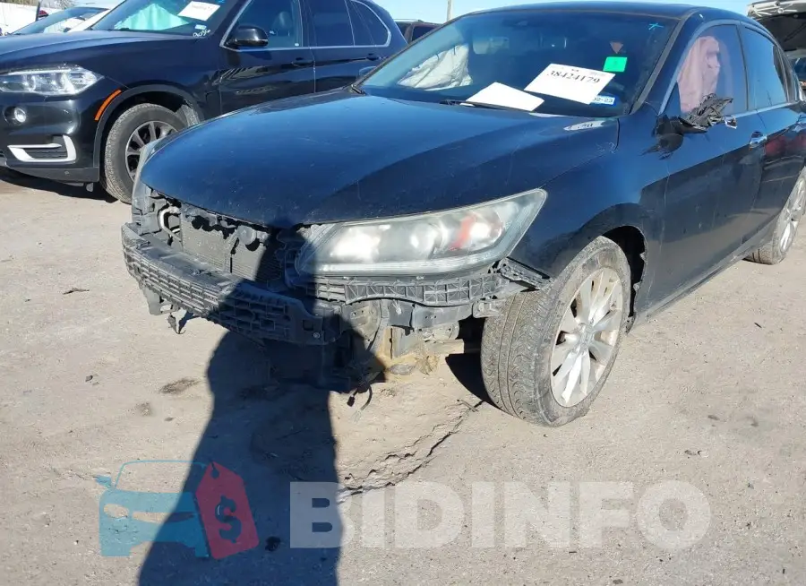 1HGCR2F88FA269945 Photo# 6