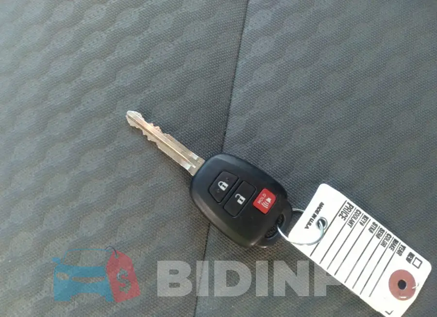 3TYCZ5AN5MT010895 Photo# 11