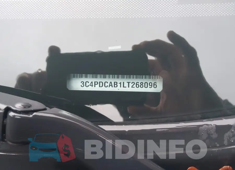 3C4PDCAB1LT268096 Photo# 9