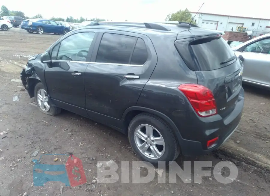 3GNCJLSB5HL140772 Photo# 3
