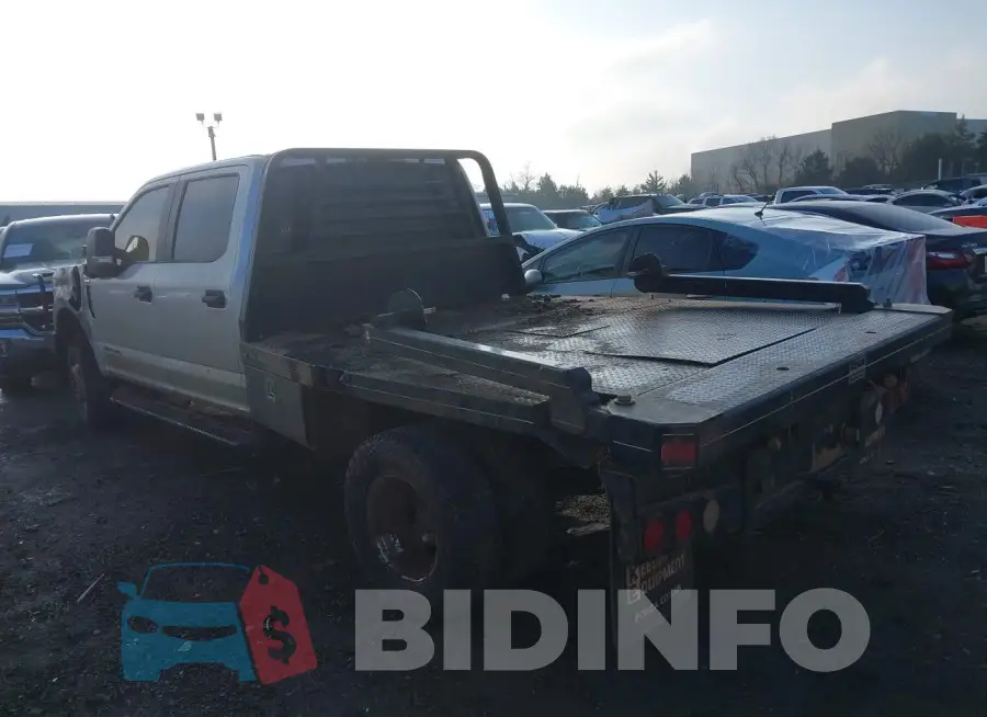 1FT8W3DT2KEF33819 Photo# 3