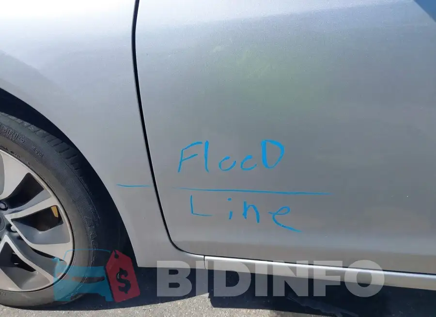 19XFB2F89FE024200 Photo# 6
