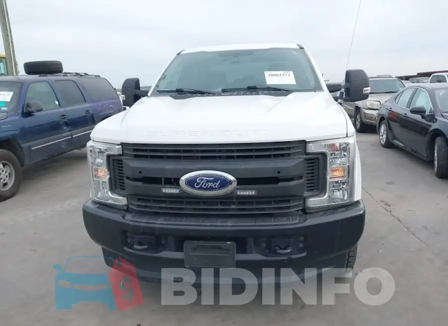 1FT7W2B62JEB97901 Photo# 6