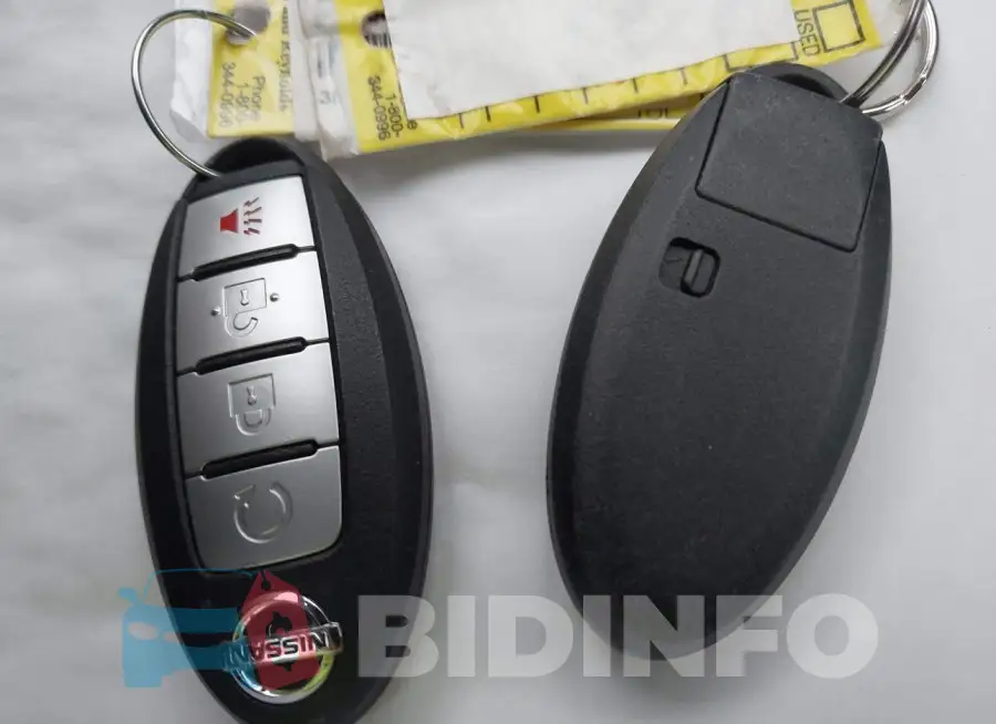 3N1CP5CU8JL497259 Photo# 11
