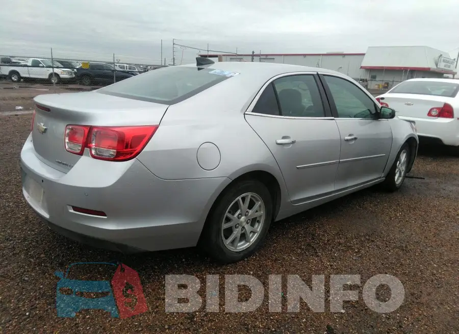 1G11B5SLXFF270435 Photo# 4