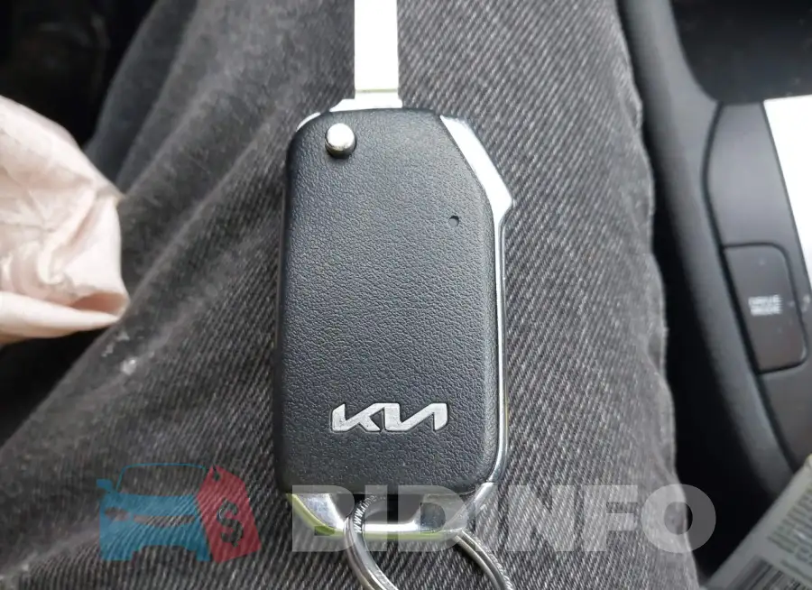 3KPF24AD8PE543403 Photo# 11