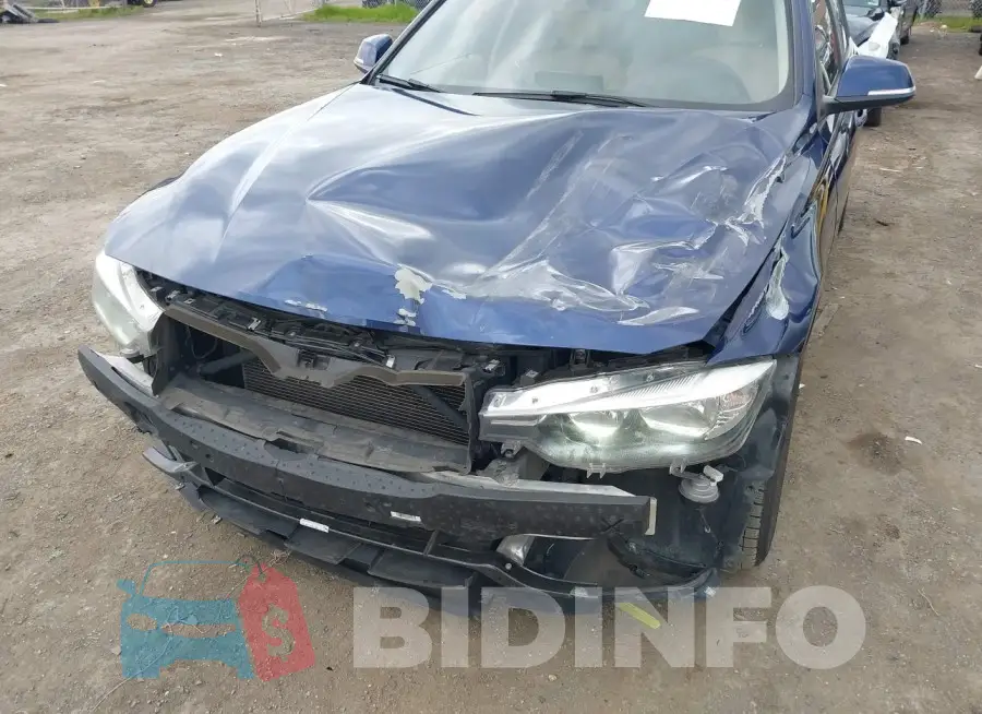WBA8A9C55GK616705 Photo# 6