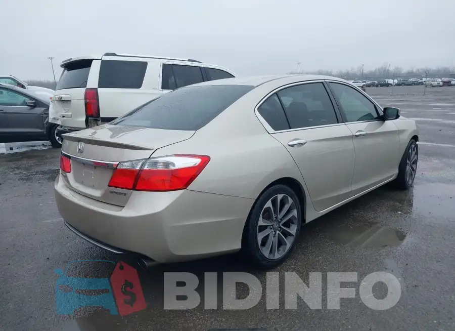 1HGCR2F52FA215532 Photo# 4