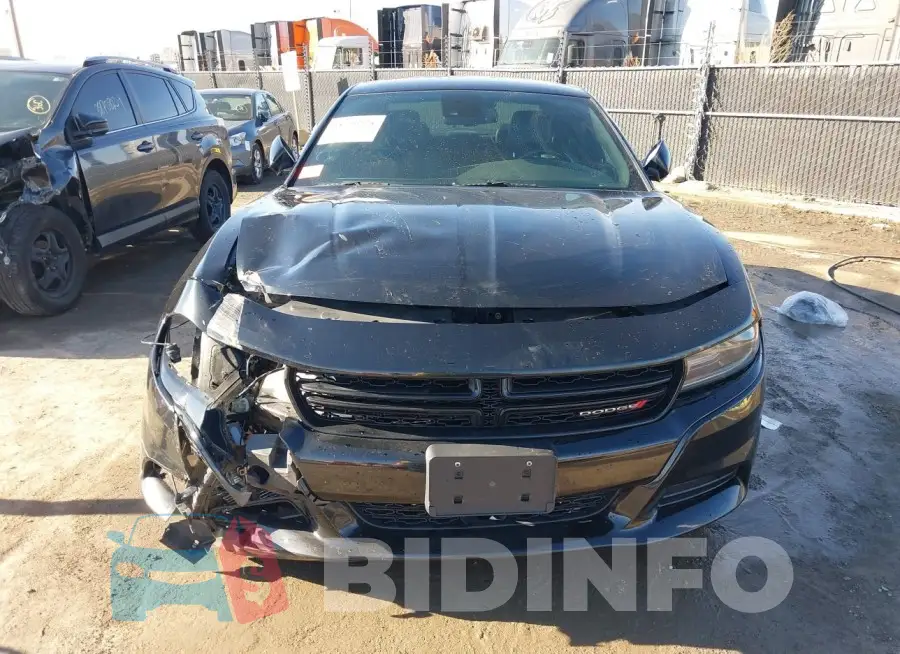 2C3CDXJG6FH801773 Photo# 12