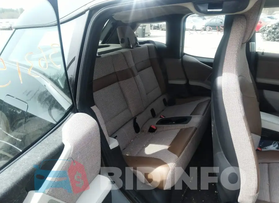 WBY7Z8C58JVB87293 Photo# 8