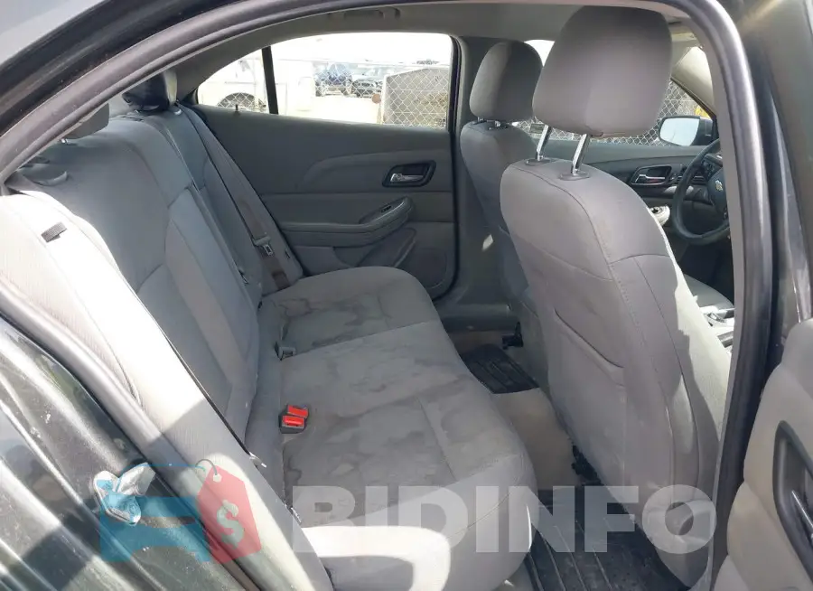 1G11B5SL3FF156826 Photo# 8