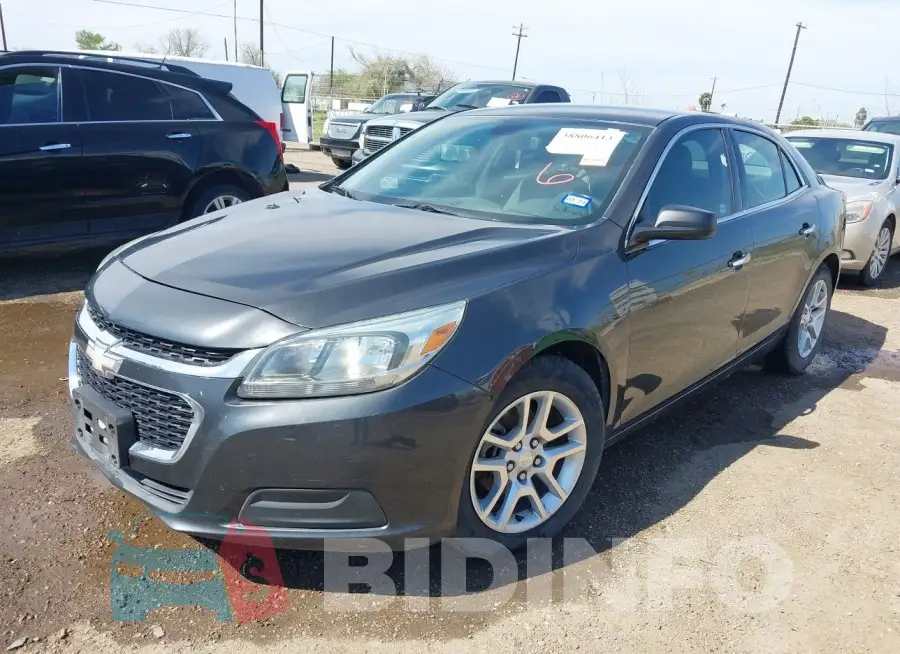 1G11B5SL3FF156826 Photo# 2