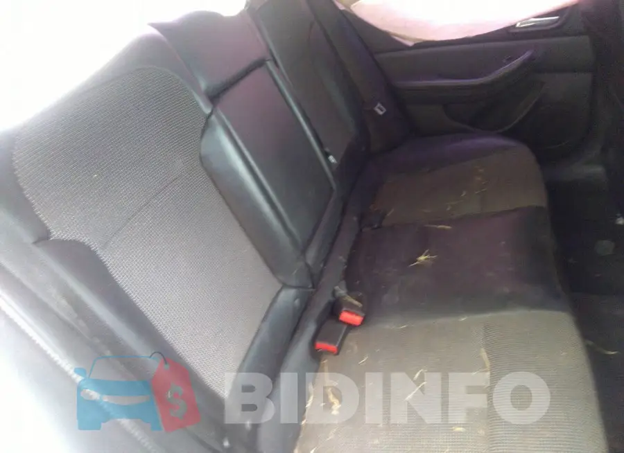 1G11D5SL2FF207128 Photo# 8