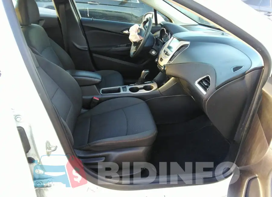 1G1BC5SM2J7181696 Photo# 5