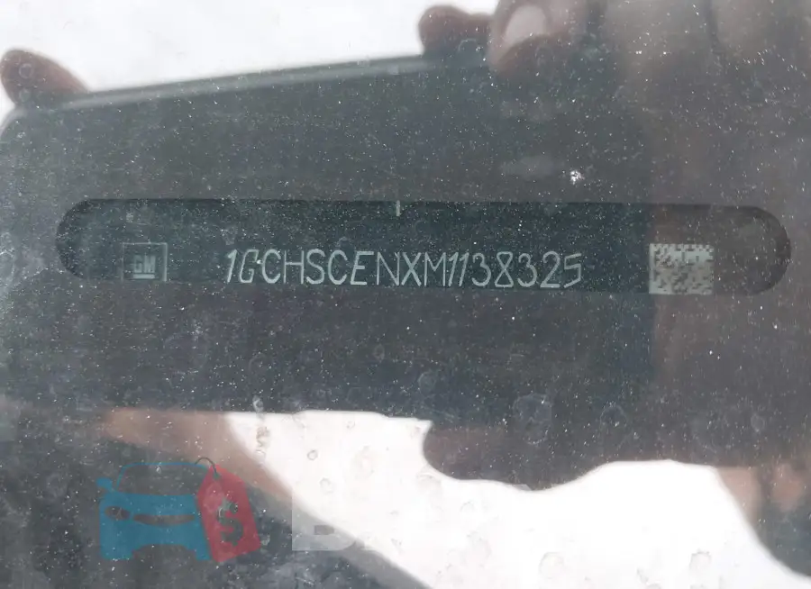 1GCHSCENXM1138325 Photo# 9