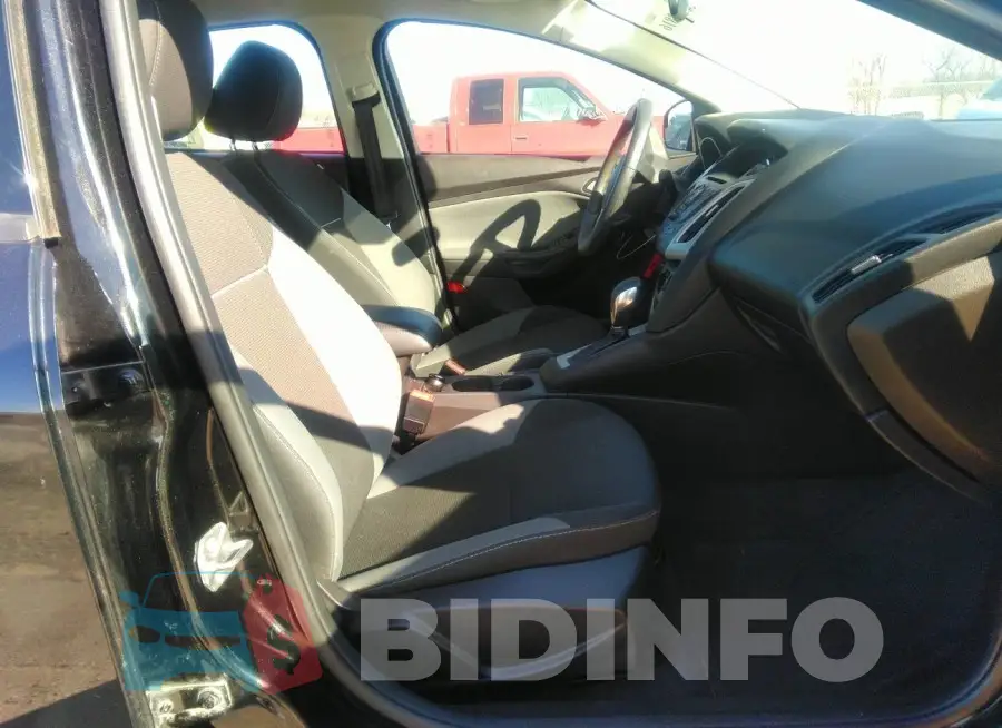 1FADP3F28EL282813 Photo# 5