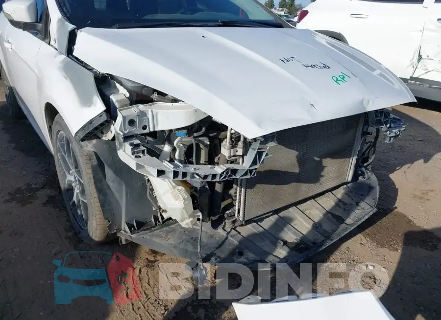 1FADP3F24GL337180 Photo# 6