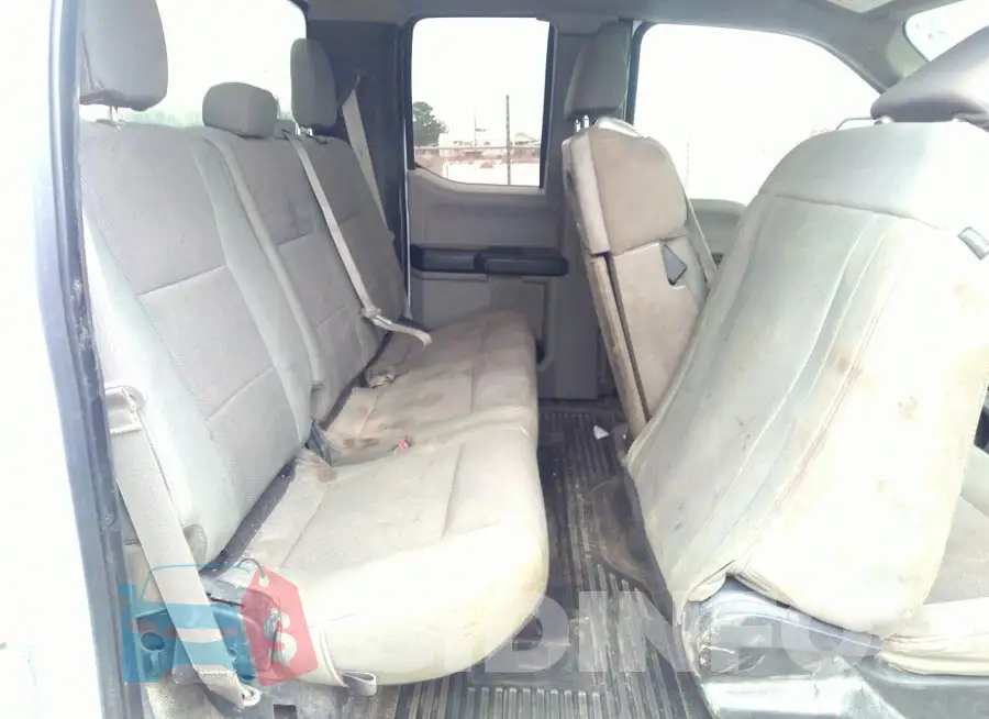 1FT7X2B62KEC83093 Photo# 8